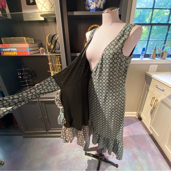 Tory Burch Sleeveless Medallion Print Wrap Dress – Size 8 - Picture 11 of 11